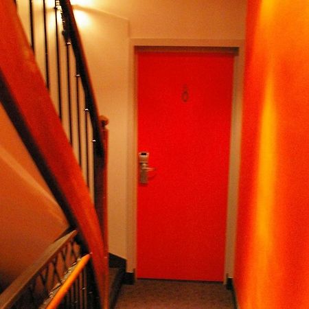Hotel Latino Reims Centre Экстерьер фото